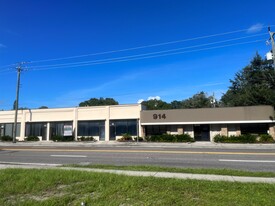 912 - 928 14th St W st, Bradenton FL - Parking Garage