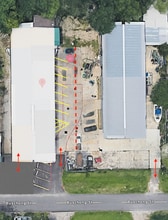 703 Buschong St, Houston, TX for lease Building Photo- Image 2 of 5