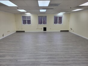 439 Littleton Rd, Westford, MA for lease Interior Photo- Image 1 of 2