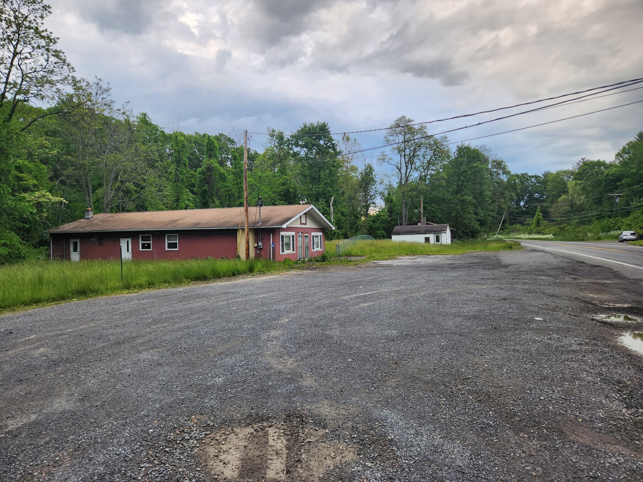 1433 NY-9G, Hyde Park, NY for sale Primary Photo- Image 1 of 1