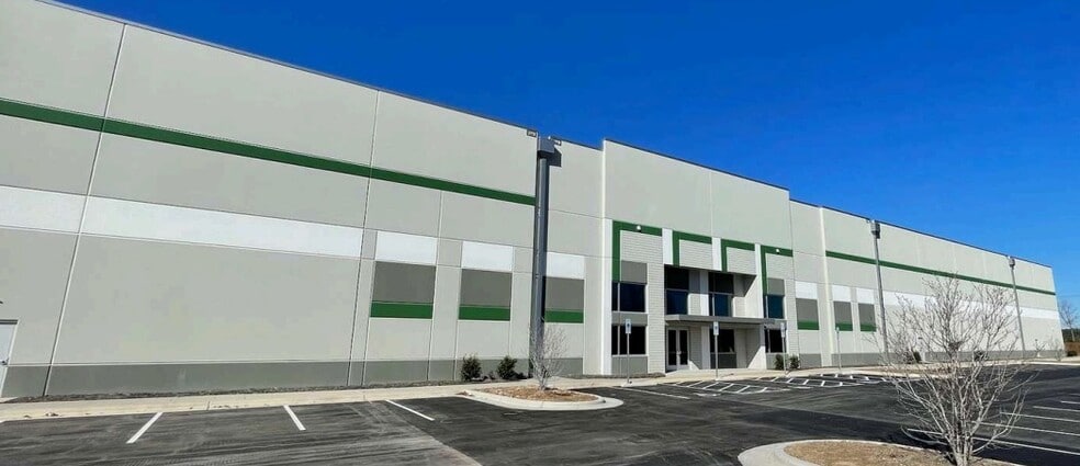 103 E Providence Blvd, Selma, NC for lease - Building Photo - Image 1 of 4