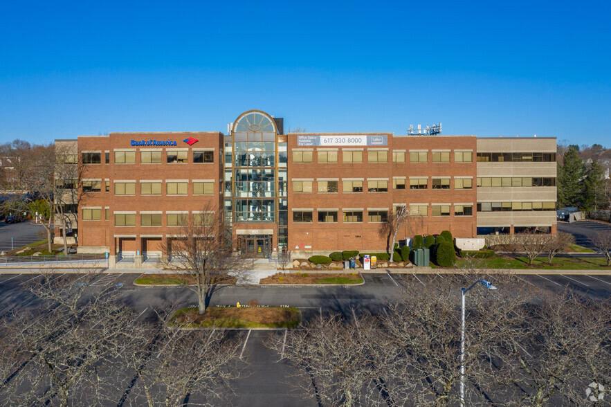 150 Grossman Dr, Braintree, MA for lease - Building Photo - Image 3 of 5