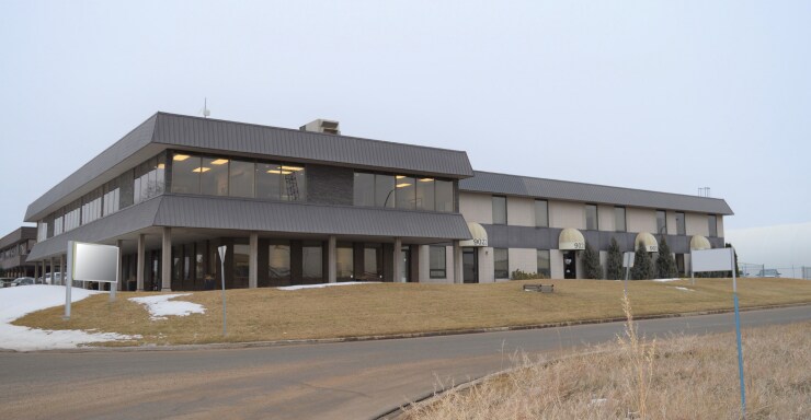 9021 24 St NW, Edmonton, AB for sale Primary Photo- Image 1 of 1