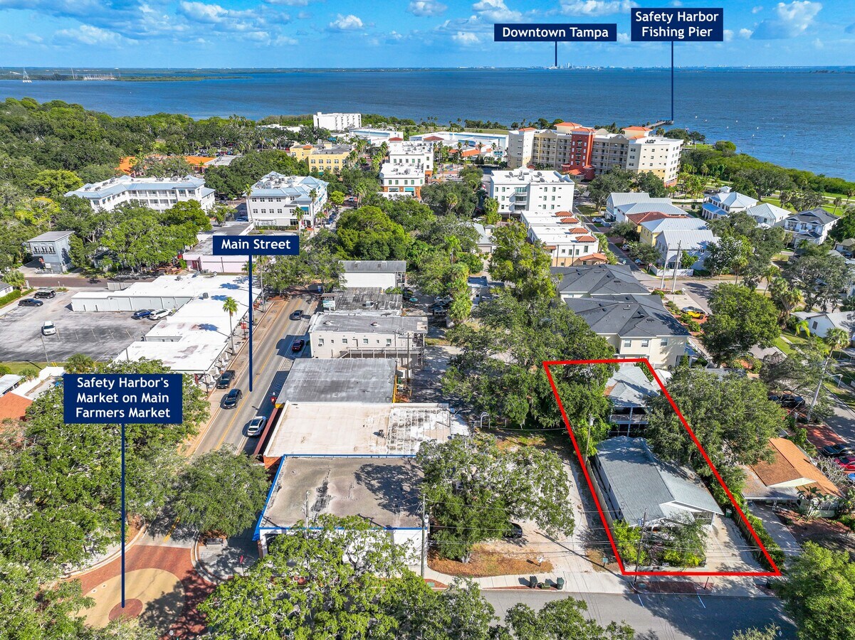 132 4th Ave S, Safety Harbor, FL 34695