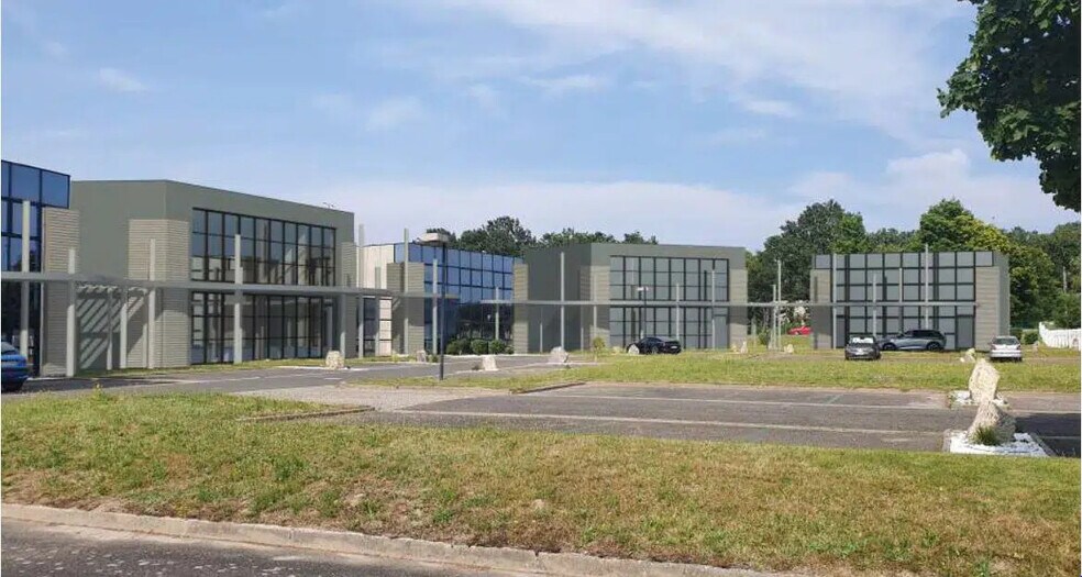 500 Rue Francis Perrin, Saran for lease - Building Photo - Image 3 of 10