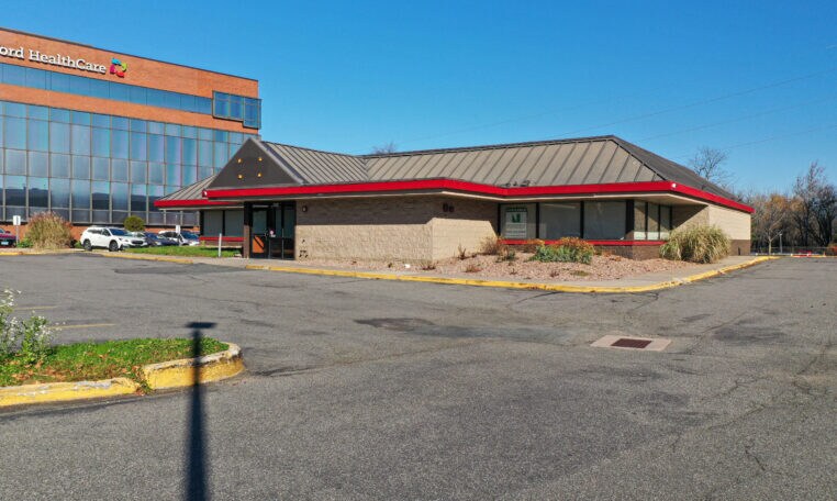 1298 Silas Deane Hwy, Wethersfield, CT for sale - Building Photo - Image 1 of 1