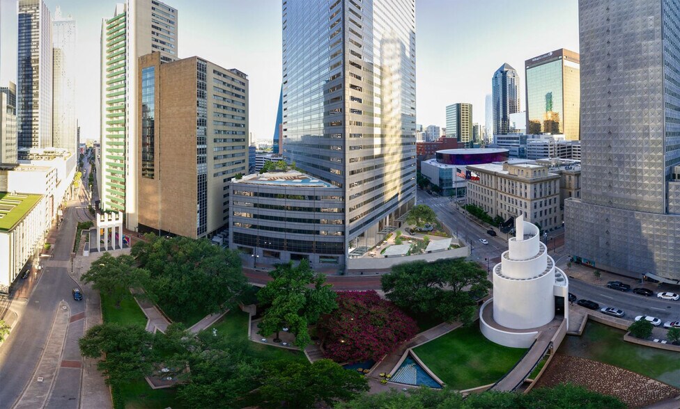 401 N Ervay St, Dallas, TX for lease - Building Photo - Image 3 of 29
