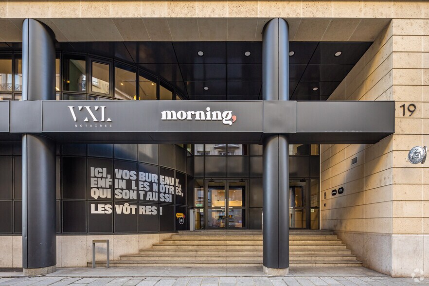 19 Rue Cognacq-Jay, Paris for lease - Building Photo - Image 3 of 5