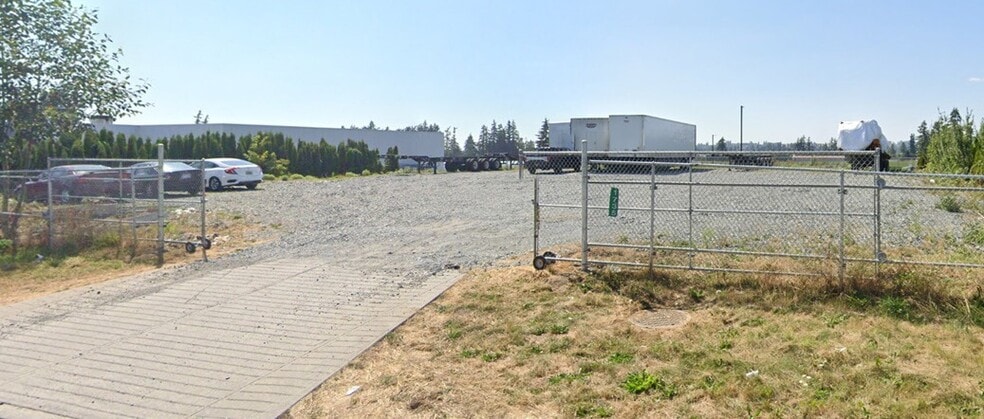 1735 Foy St, Abbotsford, BC for sale - Building Photo - Image 3 of 5