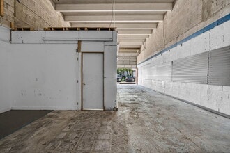 6405-6447 NW 82nd Ave, Miami, FL for lease Interior Photo- Image 2 of 17