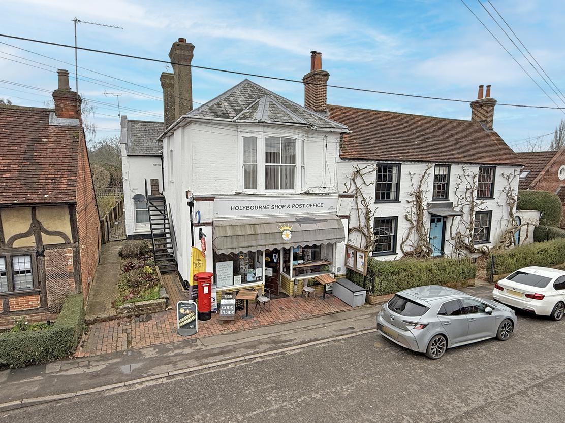 130 London Rd, Alton for sale Primary Photo- Image 1 of 1