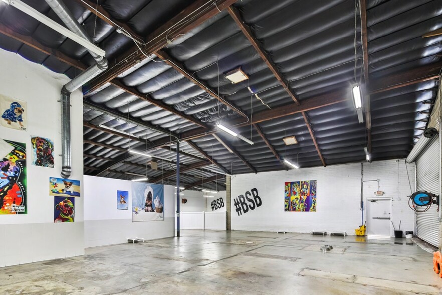 435 Molino St, Los Angeles, CA for lease - Interior Photo - Image 2 of 9