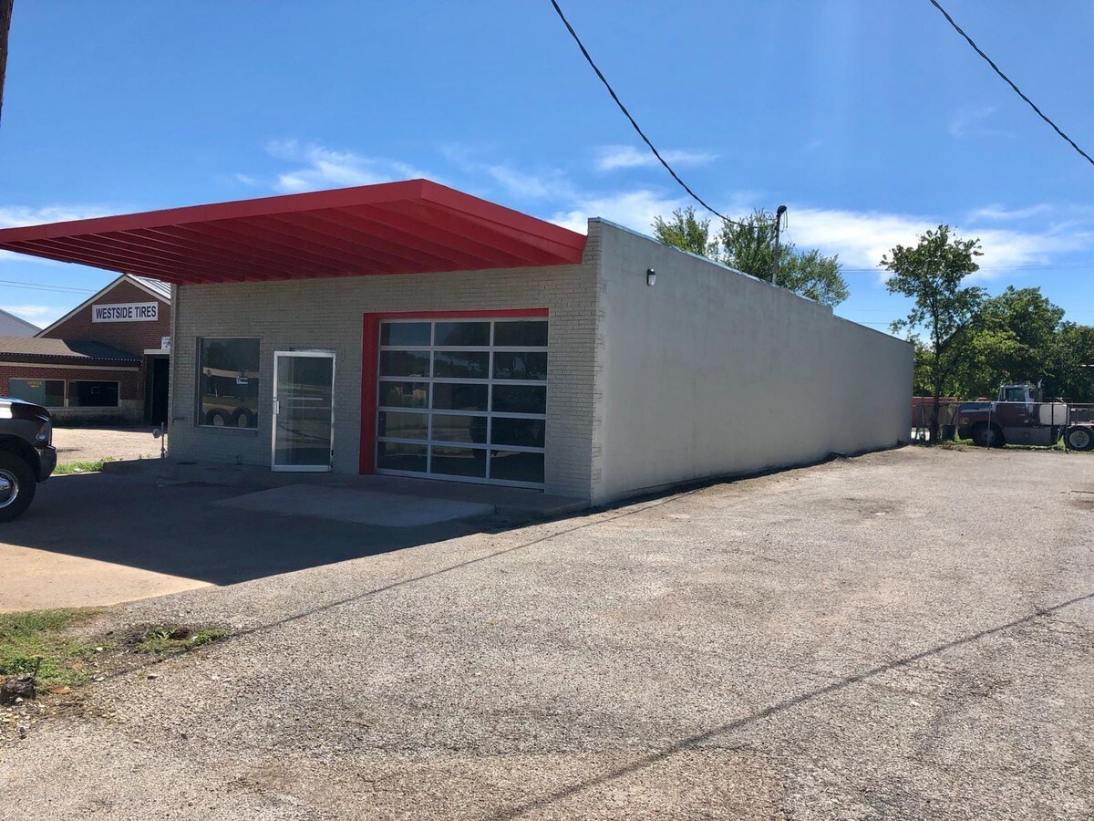 7613 Camp Bowie, Fort Worth, TX 76116