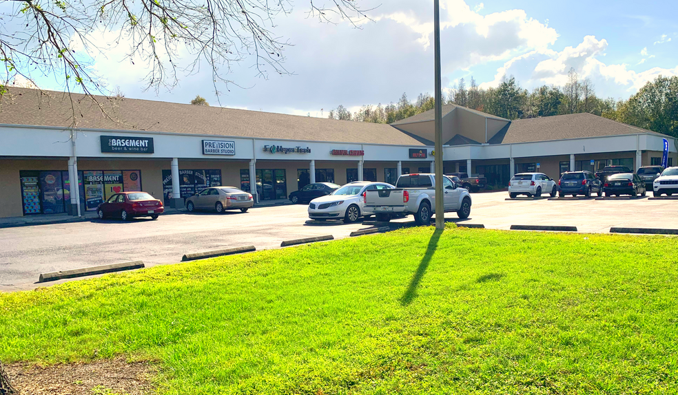 26230-26316 Wesley Chapel Blvd, Lutz, FL for lease - Building Photo - Image 3 of 21