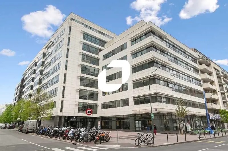 Office in Clichy for lease Building Photo- Image 1 of 22