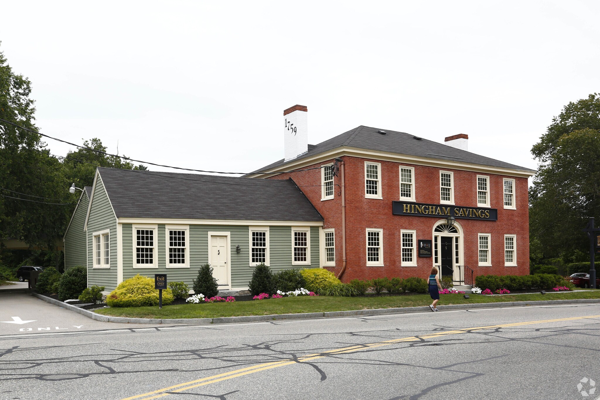 5 Assinippi Ave, Norwell, MA 02061