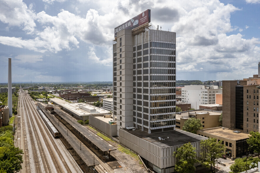 2 20th St N, Birmingham, AL for lease - Building Photo - Image 3 of 15