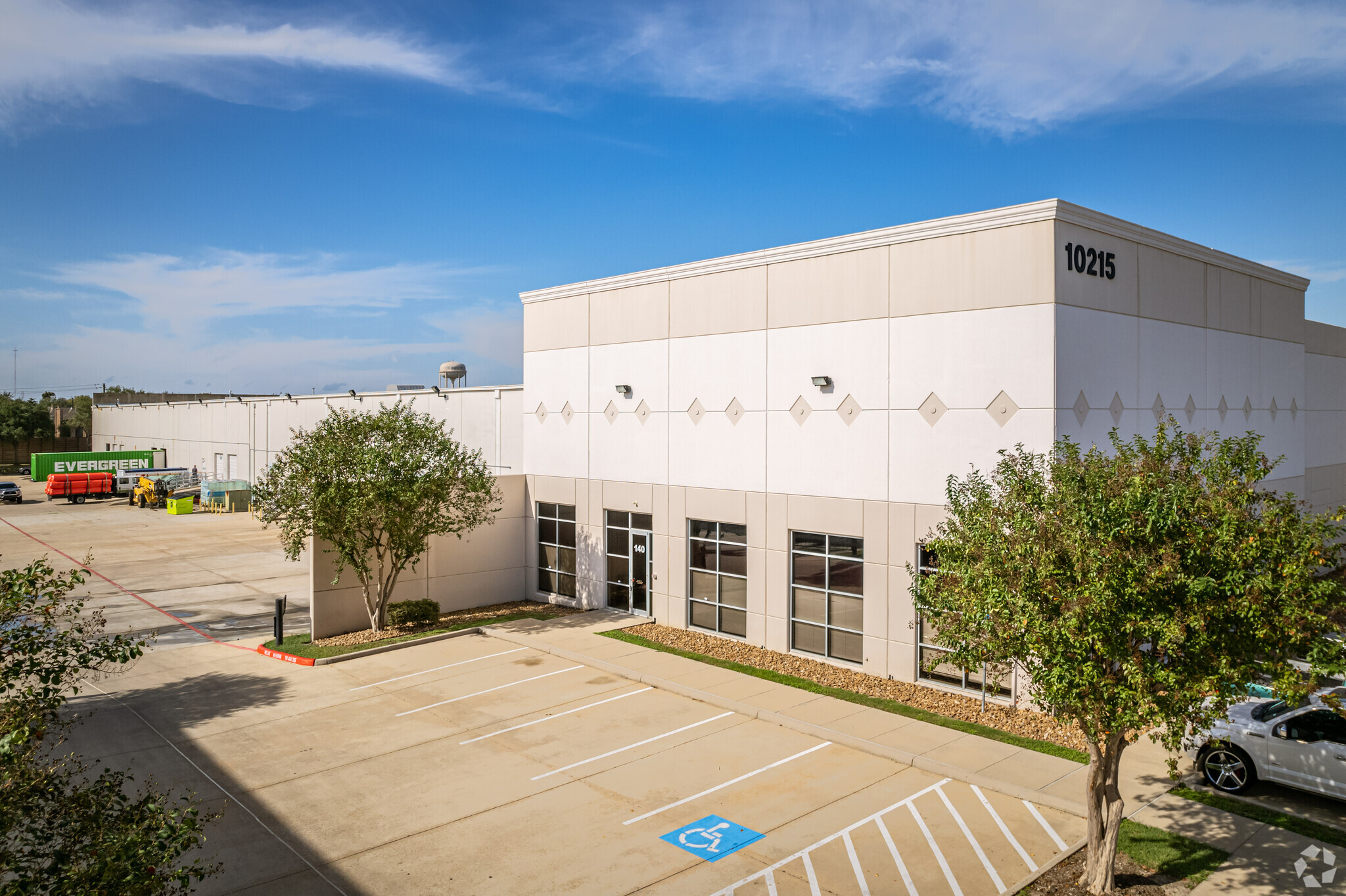 10215 S Sam Houston Pky W, Houston, TX for lease Primary Photo- Image 1 of 12