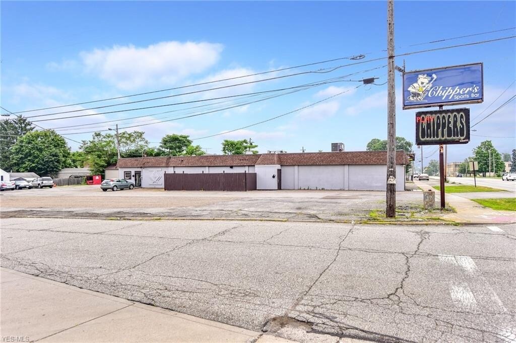4186 Mahoning Ave, Austintown, OH for sale Primary Photo- Image 1 of 1