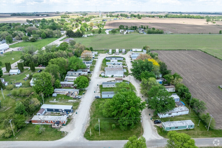 310 S 3rd St, Quasqueton, IA for sale - Aerial - Image 3 of 4