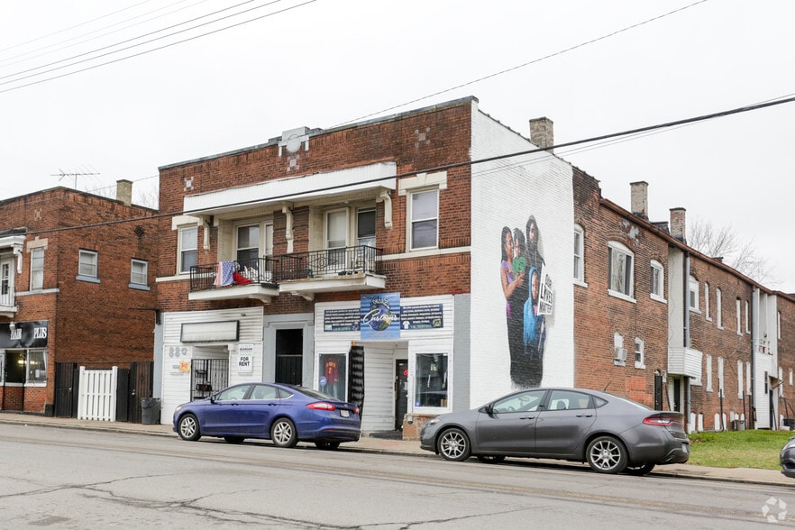 886 East 105th Street, Cleveland, OH 44108 876886 East 105th Street Retail / Apartments