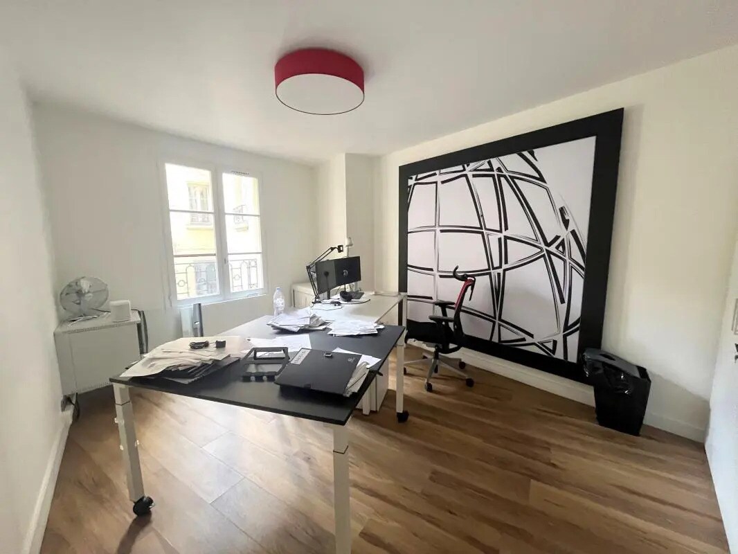 Office in Saint-Germain-en-Laye for lease Building Photo- Image 1 of 9