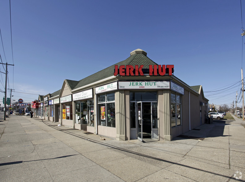 237-01-237-21 Linden Blvd, Elmont, NY for sale - Primary Photo - Image 1 of 1