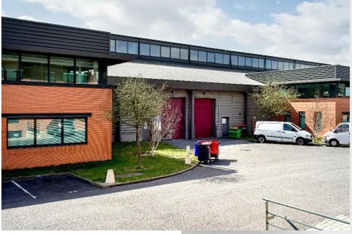 Office in Saint-Denis for lease Building Photo- Image 1 of 7