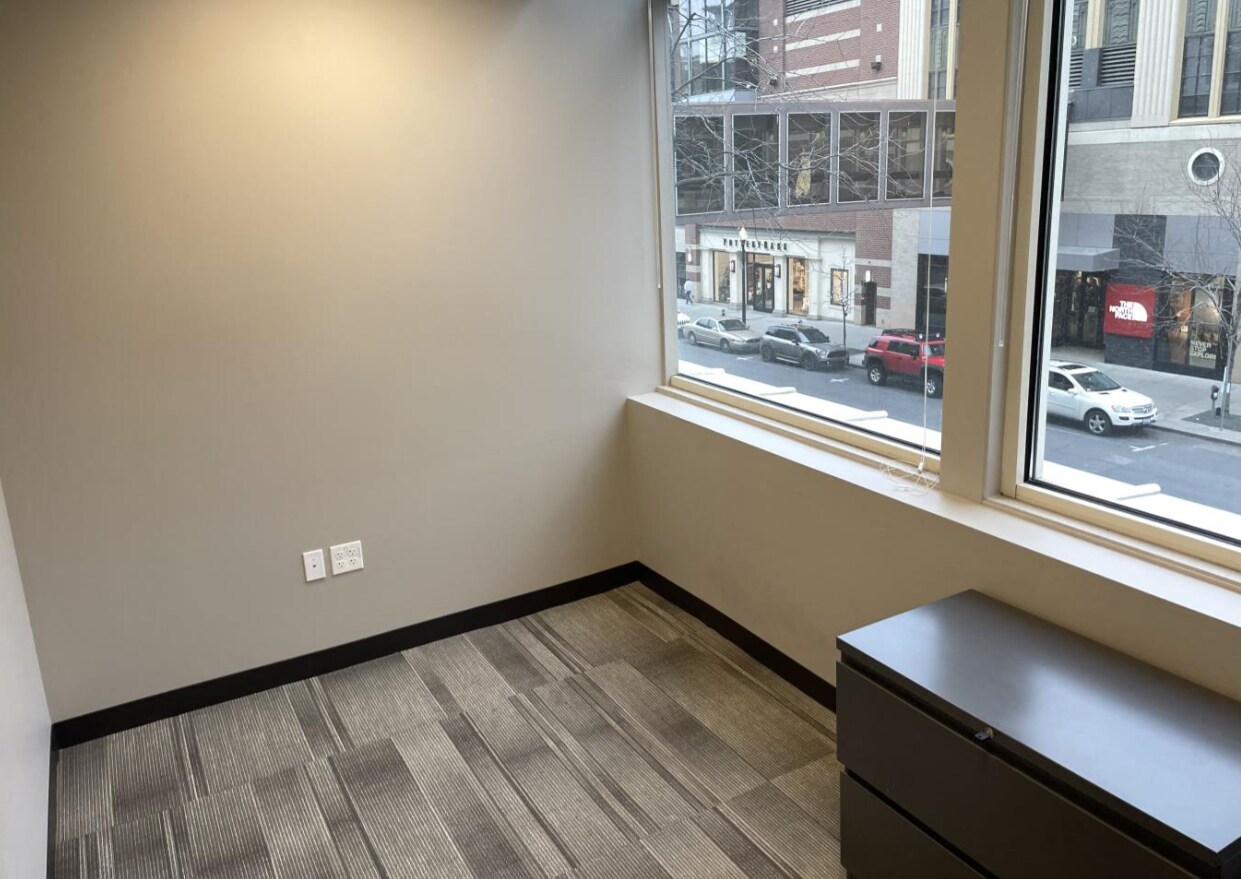 707 W Main Ave, Spokane, WA for lease Building Photo- Image 1 of 1