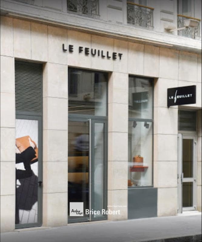 Retail in Lyon for lease Building Photo- Image 1 of 8