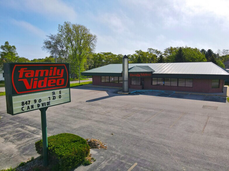 510 N State St, Oscoda, MI for lease - Building Photo - Image 3 of 8