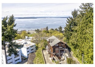 7013 Seaview Ter SW, Seattle, WA - aerial  map view