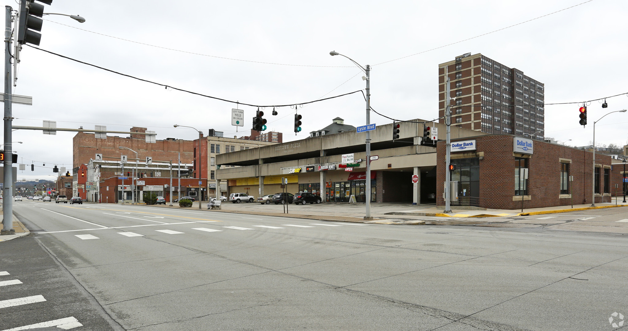 400-410 Lysle Blvd, Mckeesport, PA for lease Building Photo- Image 1 of 4