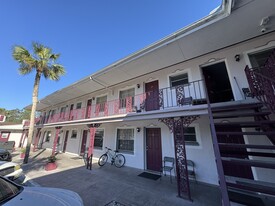 27-Rm Motel With Restaurant For Sale! - Motel