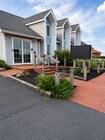 3 Oak Bluffs Ave, Vineyard Haven MA - Retail Space