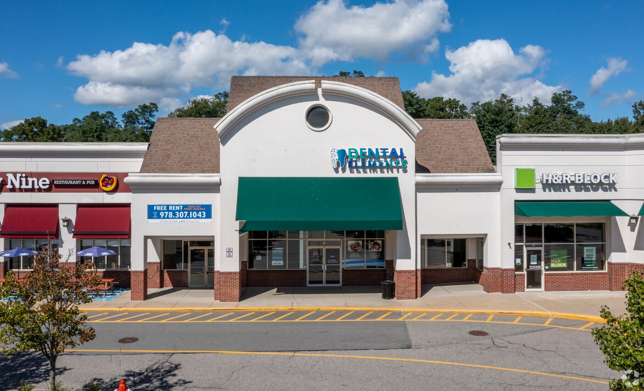 100 Macy St, Amesbury, MA 01913 Carriagetown Marketplace