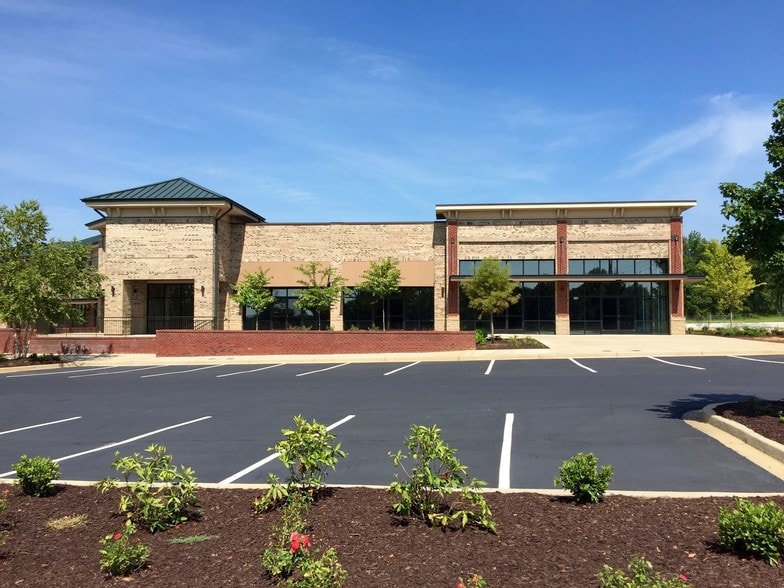 100-130 Allawood Ct, Simpsonville, SC for lease - Building Photo - Image 2 of 13