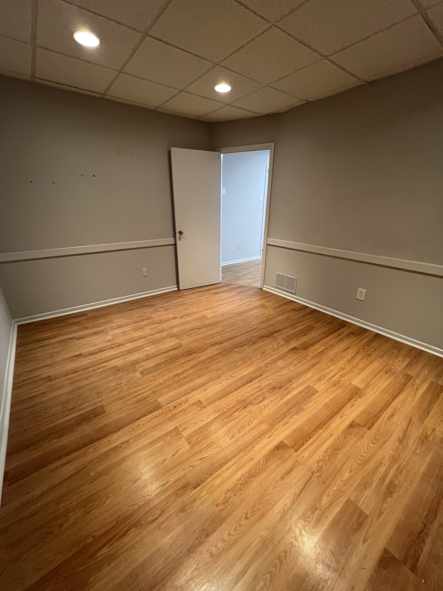 3200 Sunset Ave, Ocean, NJ for lease Interior Photo- Image 1 of 7