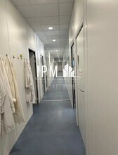 Office in Marseille for lease Interior Photo- Image 2 of 2