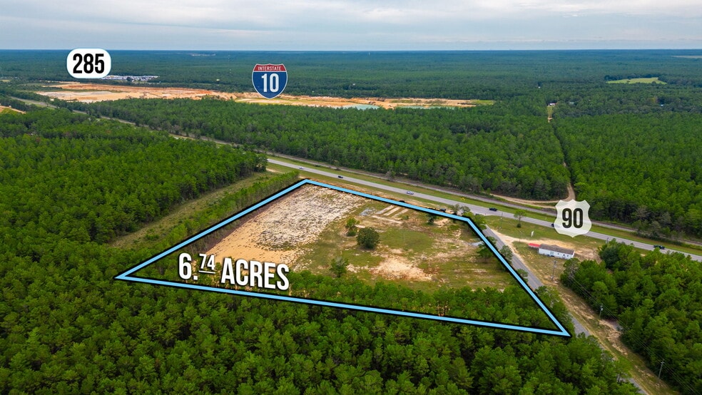 42 Laird Rd, Crestview, FL for sale - Building Photo - Image 2 of 30