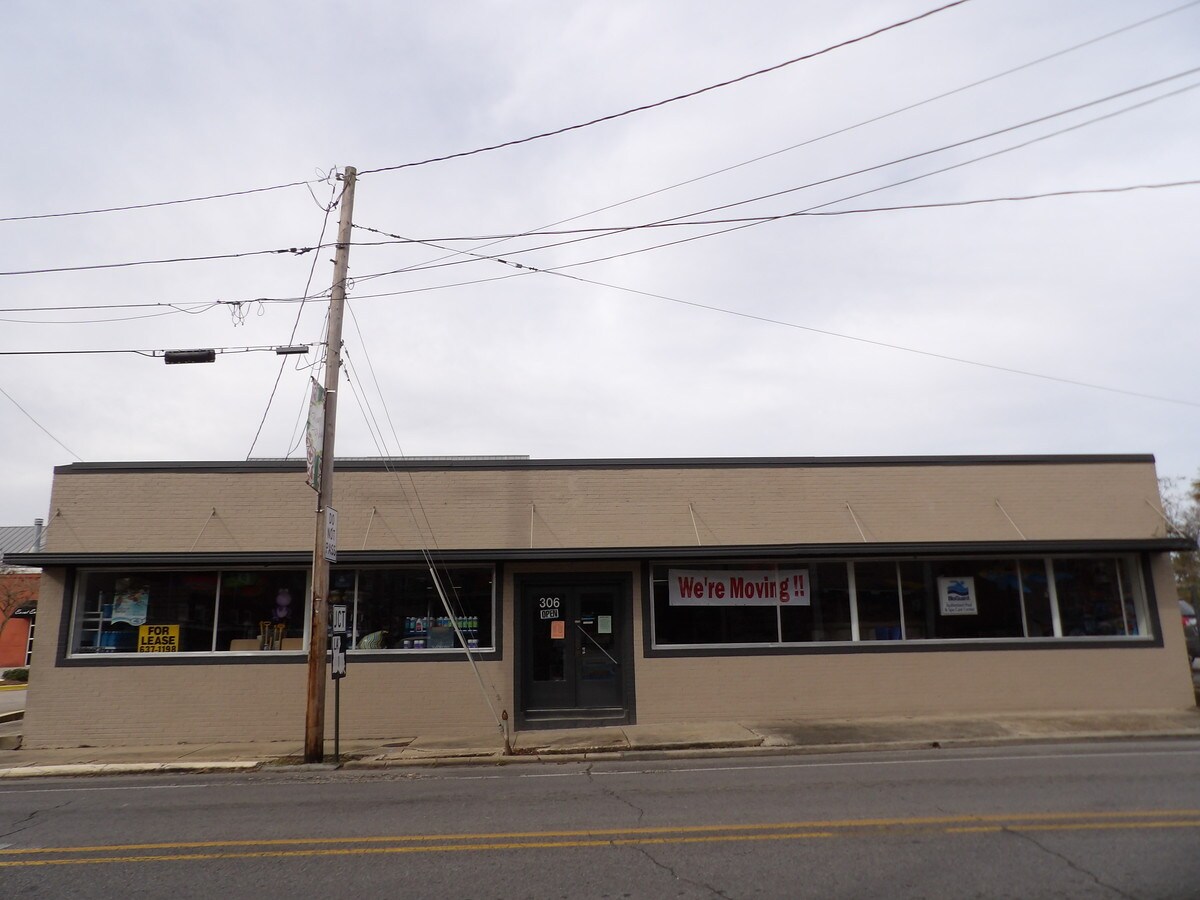306 Jackson St, Thibodaux, LA 70301