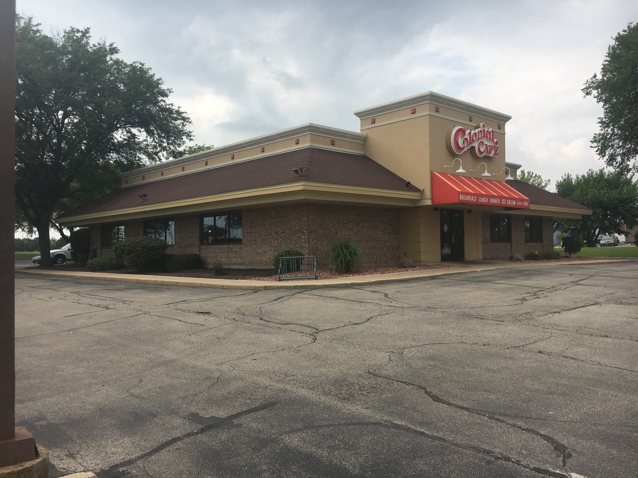 600 S McLean Blvd, Elgin, IL for sale Building Photo- Image 1 of 1