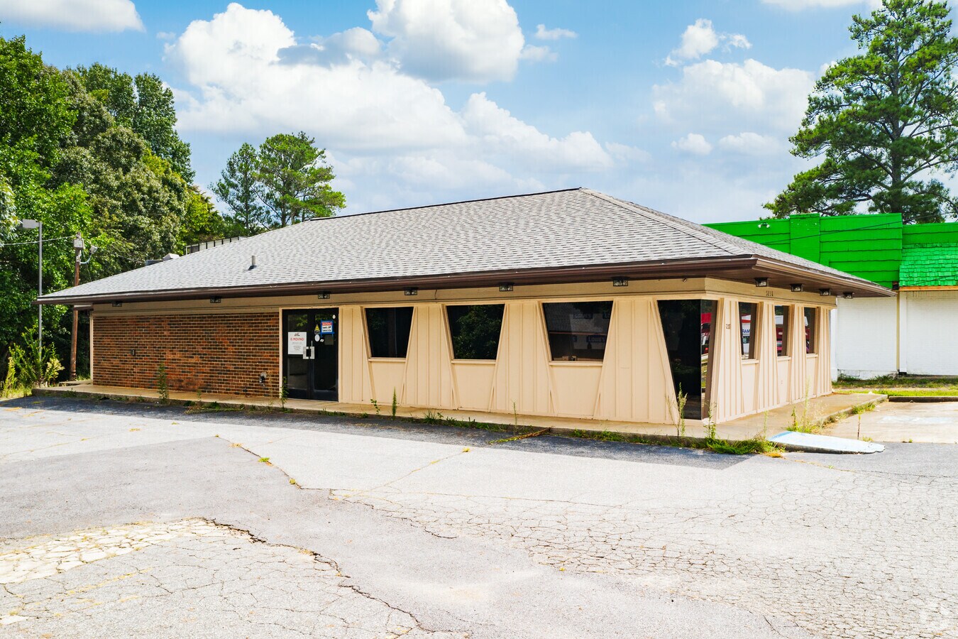 5238 Old National Hwy, Atlanta, GA 30349