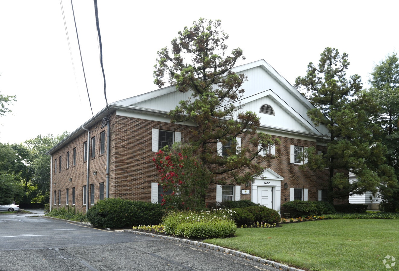 522 E Broad St Westfield Nj 07090 Loopnet Com