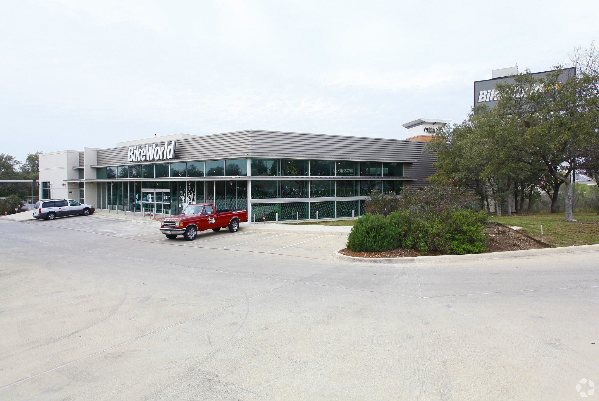 418 N Loop 1604 W, San Antonio, TX for sale Primary Photo- Image 1 of 1