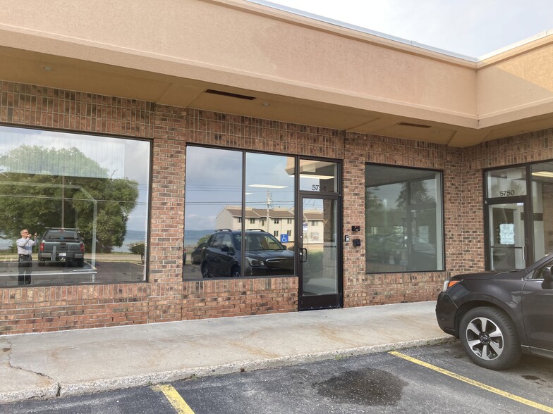 5750-5782 N Us-31, Acme, MI for sale - Building Photo - Image 1 of 1