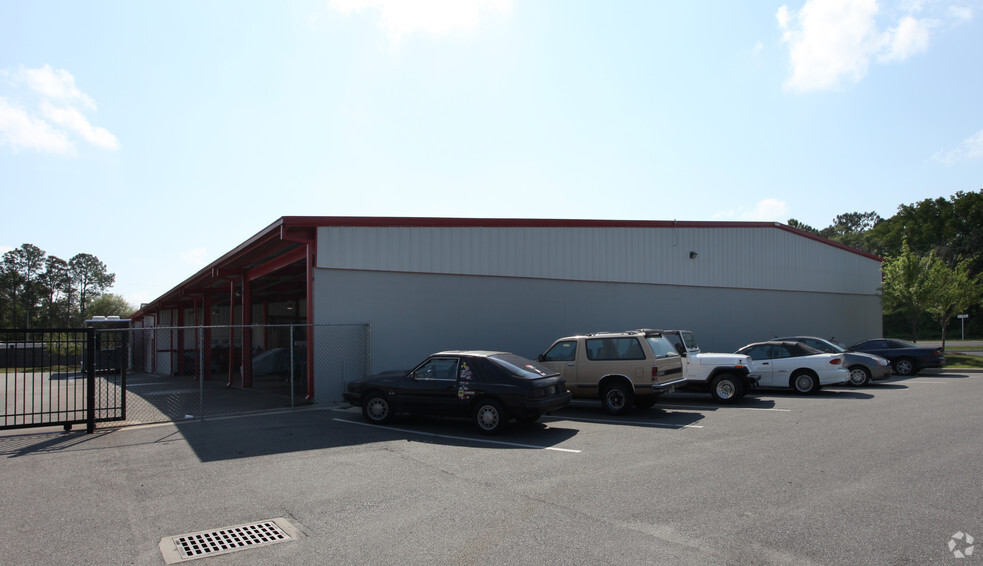 9985 103rd St, Jacksonville, FL for lease - Building Photo - Image 2 of 38