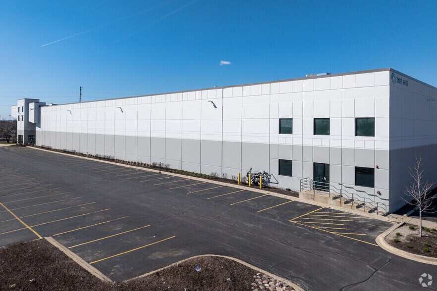 24072457 W North Ave, Melrose Park, IL 60160 Industrial for Lease