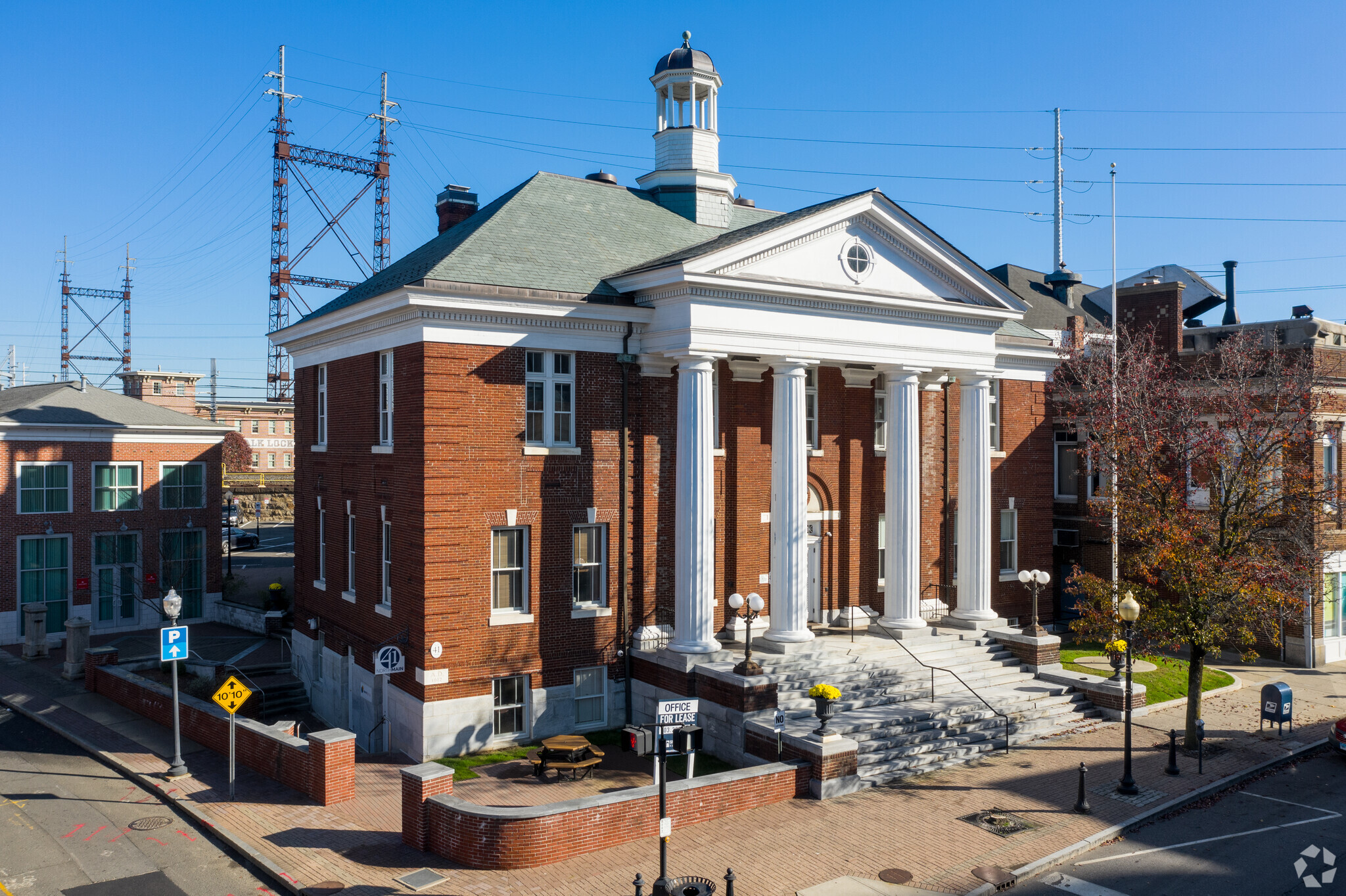 41 N Main St, Norwalk, CT for lease Building Photo- Image 1 of 14