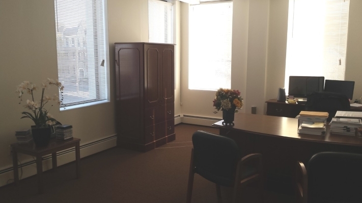 211 Broadway, Lynbrook, NY for lease Interior Photo- Image 1 of 12